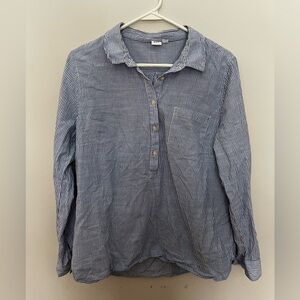 GAP Navy and White Women’s Striped Shirt